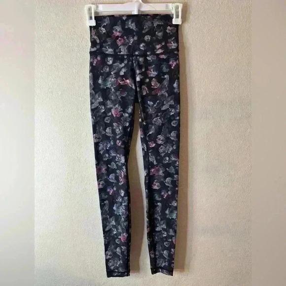 Lululemon Wunder Under High Rise Legging sz 2 28” - Picture 1 of 4